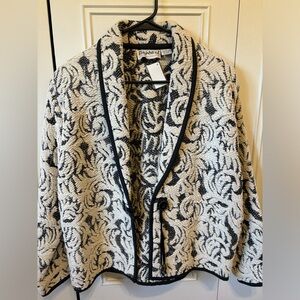 This adorable coat is in great condition! A one of a kind find!